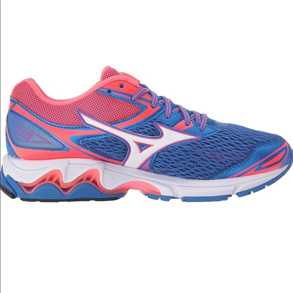 Mizuno Wave inspire 13 running shoe In Malibu blue/pink - Picture 2 of 8